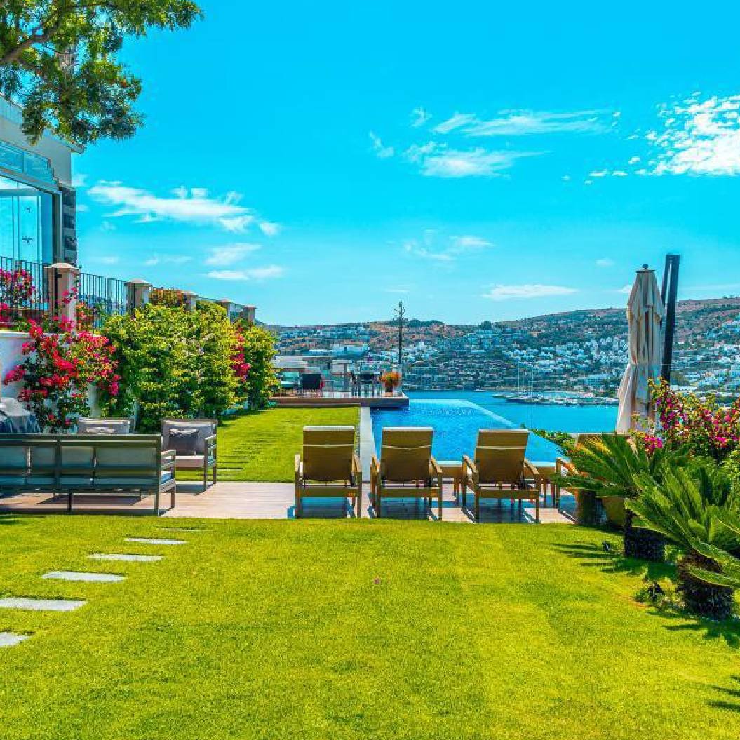 In Gündoğan, one of the most popular districts of Bodrum; A uniquely beautiful villa within the site, with a breathtaking view of Gündoğan Bay, integrated with aesthetics and comfort