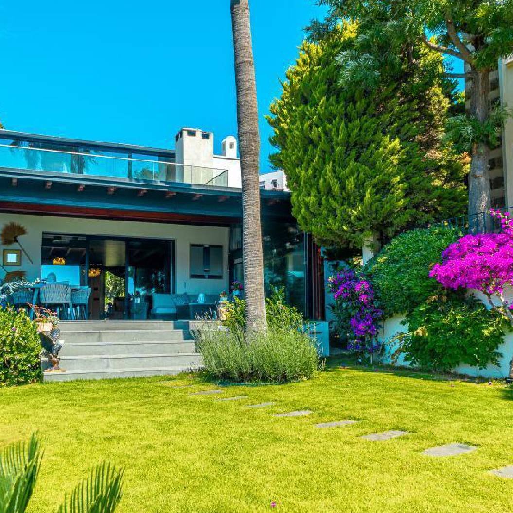 In Gündoğan, one of the most popular districts of Bodrum; A uniquely beautiful villa within the site, with a breathtaking view of Gündoğan Bay, integrated with aesthetics and comfort