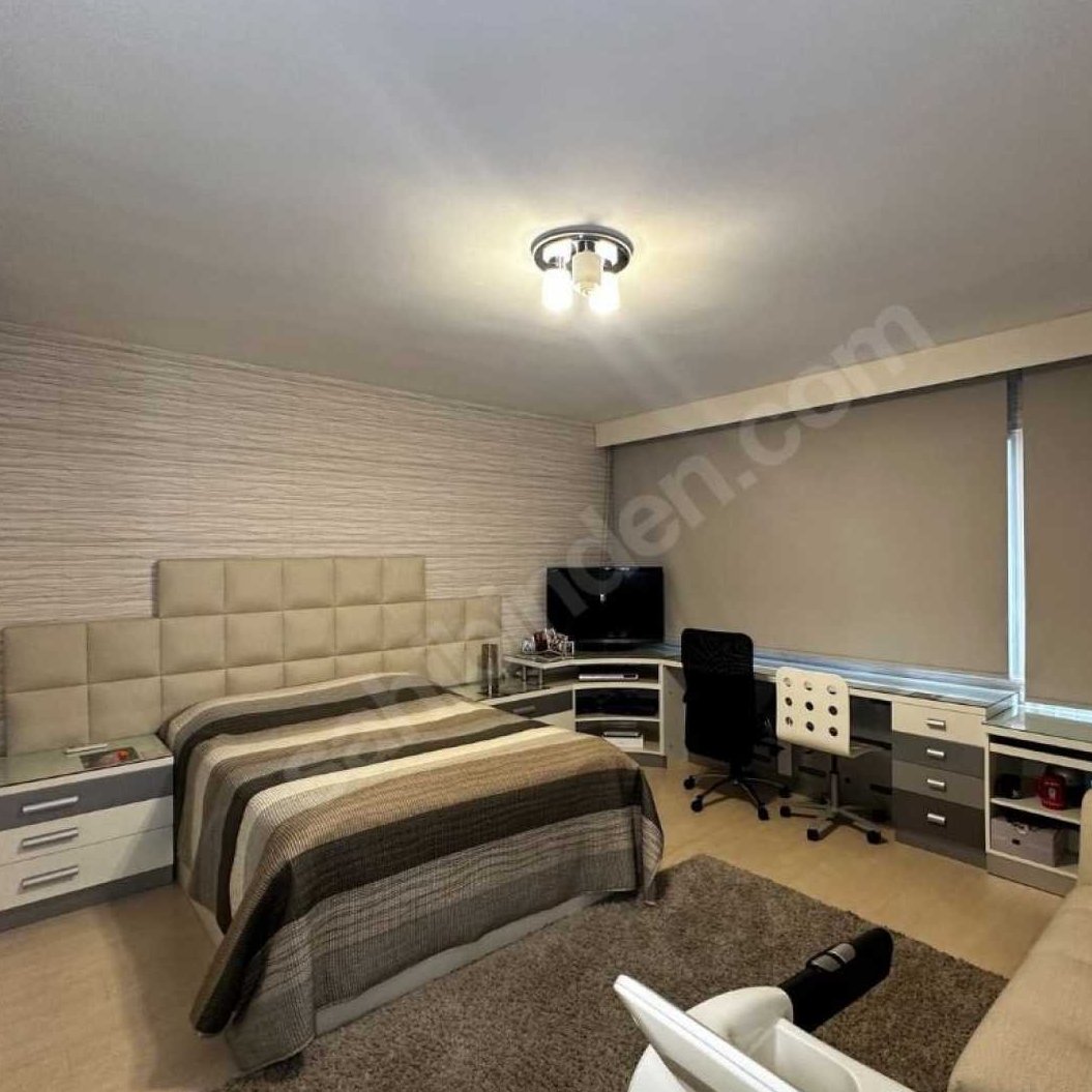 Convenient, spacious, magnificent, furnished triplex apartment for sale in a great location in Florya Şenlikköy